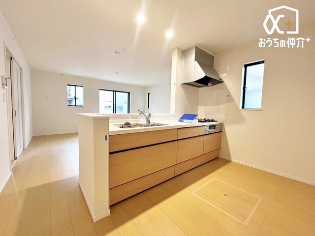 �L�b�`�� �������y��������L�b�`���X�y�[�X(^^)/�Ǝ��������悭�A���o�����̎��[�͂���L�b�`���ł��B�������₷�����������ł������ɂ���⒲�������o���Ďg�����Ƃ��ł��܂��B