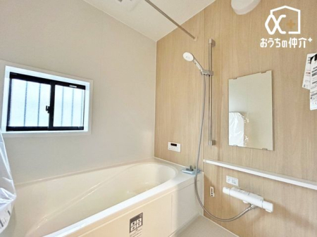 ���� 1�؃^�C�v�̑傫�ȗ����ɂȂ��Ă���܂��B�����Ȃ��q�l�����Ă����Ƒ��œ������\�ƂȂ��Ă���܂��B�܂��A���g�����y���߂���X�̔�������Ă�����ԂɂȂ邱�ƊԈႢ�Ȃ��ł��I