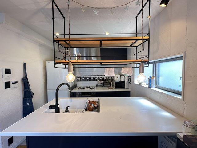 �L�b�`�� �J�t�F��r�X�g���̂悤�ȃI�[�v�����[���ڂ������܂��B