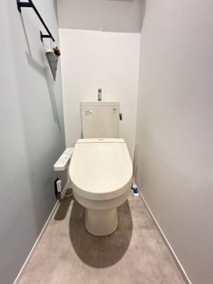 �g�C�� �V���v���ȓ����̃X�b�L���Ƃ����g�C���ł��B�������₨�|�����A�ȒP�ɂł���V���v���ȃf�U�C���̃g�C���ł��B