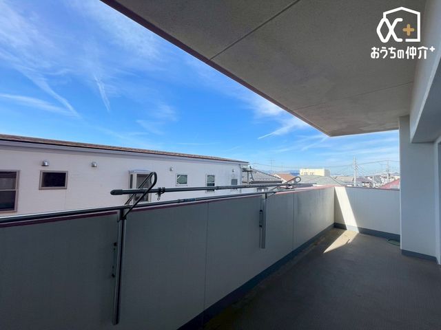 �o���R�j�[ �����r���O�A�m���A���փ|�[�`�܂Ńo���R�j�[���L�����Ă��܂�