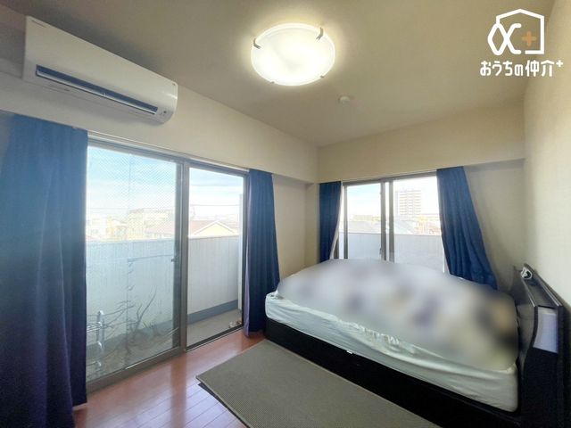 �Q�� �`Room�`�m���̓i�`�������ȃt���[�����O�Ɨ����������F�ŁA�C���e���A���l����̂��ƂĂ��y�����ł���