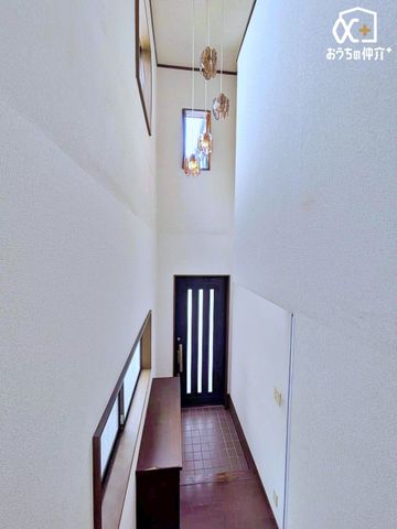 ���� �����̌��֋C�i����f�U�C�����������ւ́A�Z�ޕ��̖������𖞂����N�I���e�B�B�A��邲�Ƒ���A�K�������C�����悭�}����E���炬�ɖ�����������Ԃ�\�������Ă���܂��B