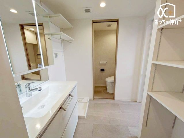 ���ʑ�E���ʏ� �����ʁ{�g�C���{����@�u���ꂩ�痁���̗l�q