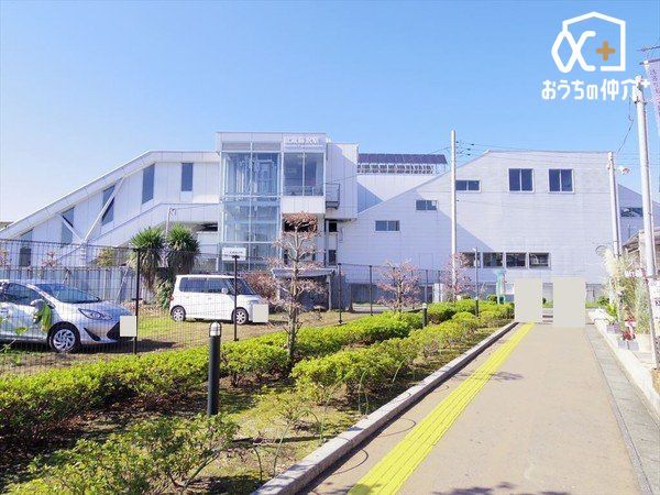 ���ӊ� �k��13���B�y��������w�@�����z�Ԉ֎q�Ή��̃g�C���E��������� �r�܉w�܂�34�� 1000m