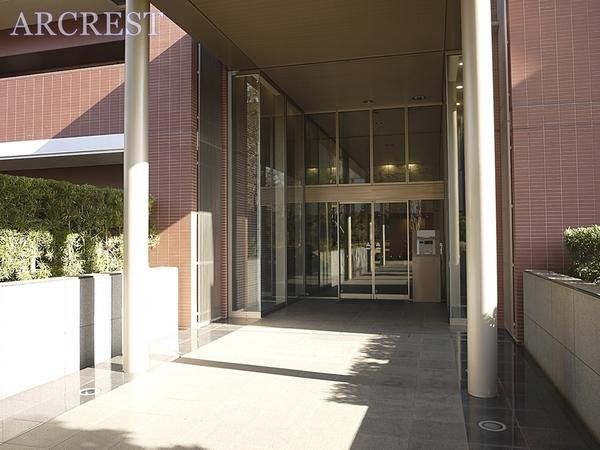 �G���g�����X ���p�{�݁A�~�n�͂�����Ƃ������̍s���͂��������ɂȂ�܂��B�����x���n�ɑ����^�΂�Ă݂܂��񂩁H���ЃX�^�b�t�����ē��������܂��B