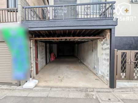  �J�̓��ɂ���؂Ȃ��Ԃ�����Ă����r���g�C���K���[�W�ł��I