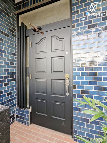 ���� �O���猩�����ւ܂��̗l�q�ł��B���񌻒n�ɑ����^��ł����������������������B