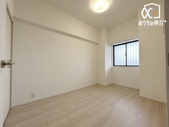 �q������ -