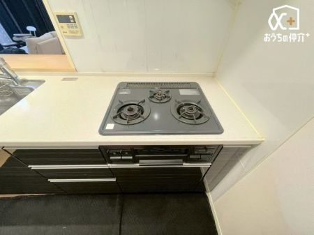 �L�b�`�� �i3���R�����j���������Ŏς�E�Ă��E�����Ȃǂ��\�B�Η͂͋��΂����΂܂ŏꏊ���ƂɎ��R�ɐݒ�ł��A��C�ɒZ���ԂŒ������鎖���ł��܂��B�܂��Ԋu���L���A�傫�Ȓ�������u�����Ƃ��ł��܂��B