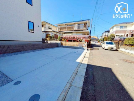  �ԕ���3�䒓�ԉ\�ł��B�Ԓʂ菭�Ȃ��������ƒ��ԉ\�ł��B