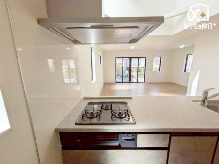 �L�b�`�� �i3���R�����j���������Ŏς�E�Ă��E�����Ȃǂ��\�B�Η͂͋��΂����΂܂ŏꏊ���ƂɎ��R�ɐݒ�ł��A��C�ɒZ���ԂŒ������鎖���ł��܂��B�܂��Ԋu���L���A�傫�Ȓ�������u�����Ƃ��ł��܂��B