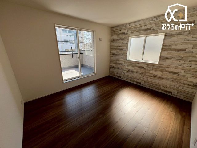 �q������ �q�������Ƃ��Ă��\���ȍL�������邨�����ł��B�Ƒ��X�̈��炬�̋�Ԃ��m�ۂł��A�v���C�x�[�g�ȃx�b�h���[���͕�炷���̊����ő���グ�������̂ł��B