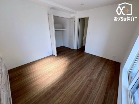 �q������ �Q�ʍ̌��̖��邢�������B�����J����ΐS�n�ǂ������ʂ蔲���܂��B����A���n�Ŗ��邳�A���ʂ��A�̊����Ă݂ĉ������B