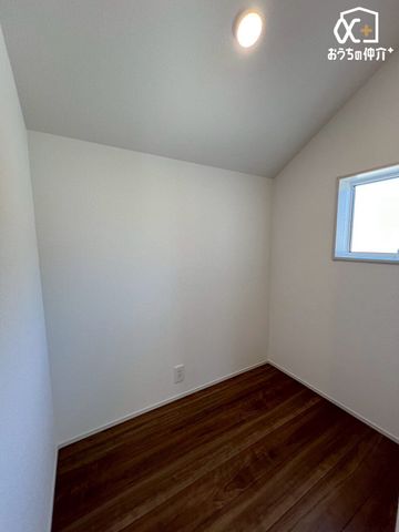 ���̑����� �R���Z���g�����Ă���̂ŁA�ݑ�[�N�����Ă�����Ɍ����Ă���ꎺ�ƂȂ��Ă���܂��B�������Ă���̂Ŏd�����͂��ǂ�܂��ˁI