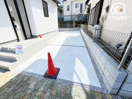  �~�n�����ԏ�̗l�q�ł��B���ԃX�y�[�X��2�䕪����B