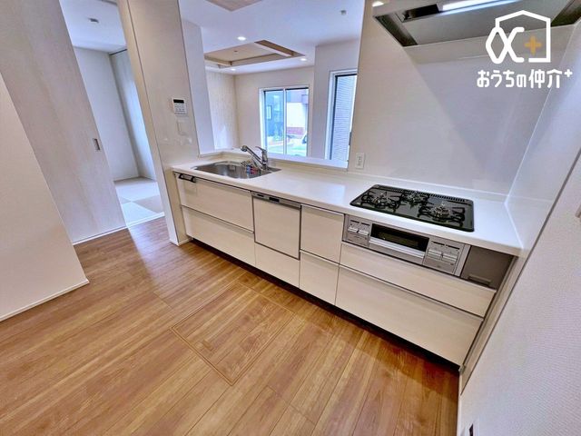 �L�b�`�� �l�C�̑Ζʃ^�C�v�̃L�b�`���I�z�V�����₷���H���̏������Еt�����͂��ǂ�܂��B���������Ȃ��烊�r���O�����n���A���q�l���V�ԗl�q�������Ȃ���̂�������A�h���������ƃA�h�o�C�X���ł��܂���