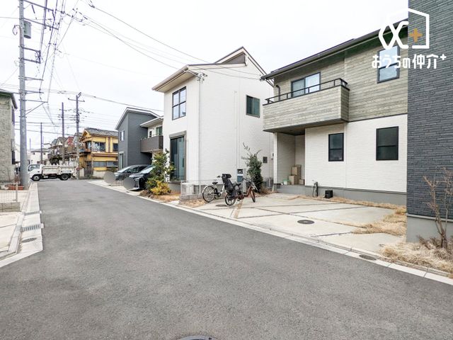 ���n�O�ώʐ^ �쑤�O�ʓ��H�͕���3.8�����H�ł��B