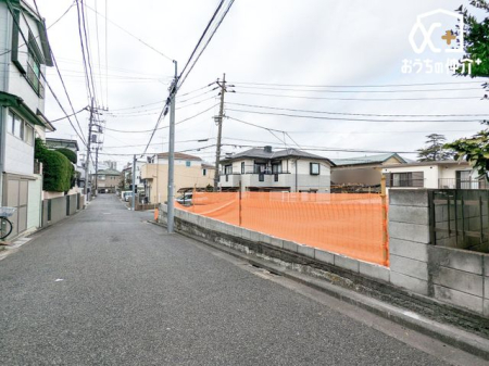 ���n�y�n�ʐ^ �O�ʓ��H�͍L�X��5.4���I�Ԃ̏o�������������肷�邱�Ƃ��o���܂��I