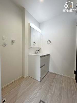 ���ʑ�E���ʏ� -