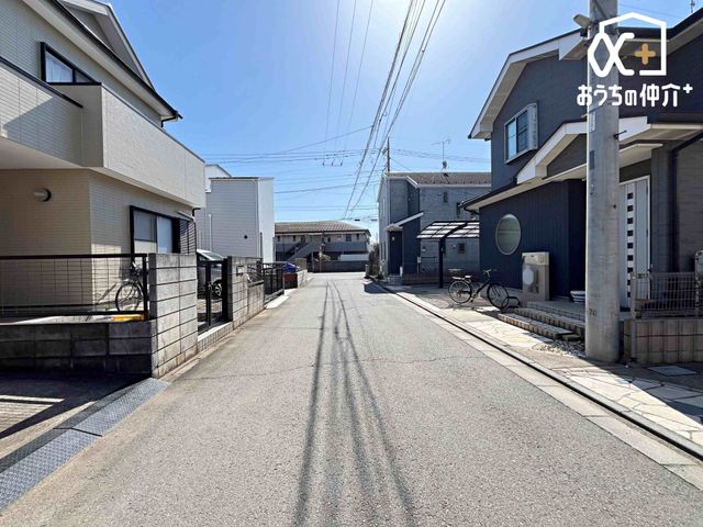 ���n�O�ώʐ^ �Ԓʂ�̏��Ȃ��������������B���Ԃ̏o����������������Ăł���A�������Ƃ������ł��B���n�ɂĐ���������m���߂��������B