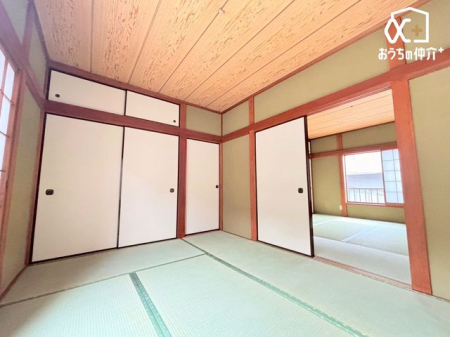 �q������ �a���͗��q����q��ăV�[���ɂ��d��