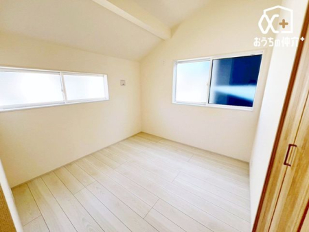 �q������ �Q�ʍ̌��̖��邢�������B�����J����ΐS�n�ǂ������ʂ蔲���܂��B����A���n�Ŗ��邳�A���ʂ��A�̊����Ă݂ĉ������B