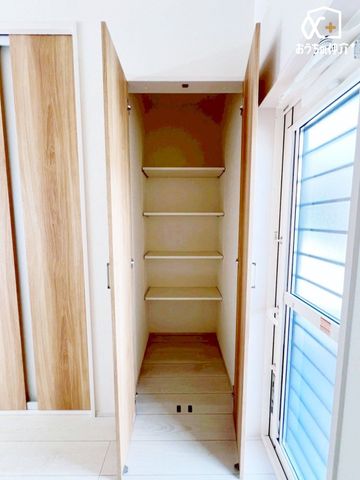 ���[ �[�˃X�y�[�X������܂��I�܂Ƃߔ����������p�i�A�����u���̐H���i��G�ߗp�i�����܂Ƃ߂ăX�g�b�N�o����\���ȍL���I�Ƃ��Ă��d�󂵂܂��ˁB