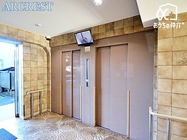 ���̑� �G���x�[�^�[�̗l�q�ł��B