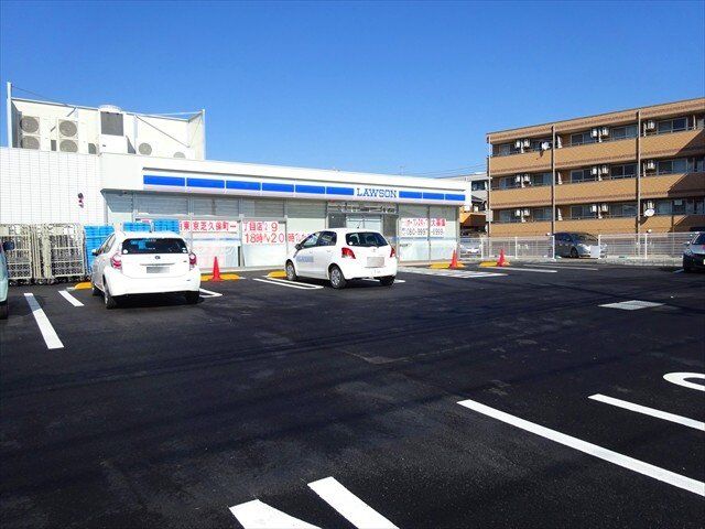 ���ӊ� ���[�\���������ŋv�ے��꒚�ړX �k��5���B24���ԉc�Ɓ@�{���X�������Ɉʒu���Ă��܂��B ���ٓ���z�b�g�X�i�b�N�A�J�t�F�Ȃǂ̈��ݕ���̔����Ă��܂��B 330m