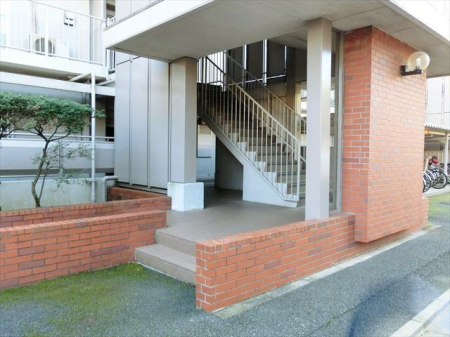 �G���g�����X ���Ǝ{�ݏ[���ŕ�炵��L���ɂ���Z���B�s�S�ւ̒ʋΌ����ł���Ȃ���A���R�Ƌ����ł���Z���B