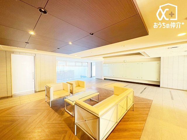 ���̑� �������ȃG���g�����X���r�[