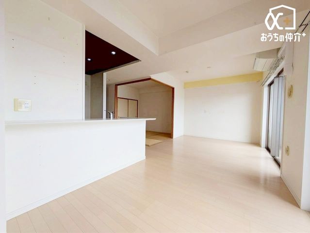 ���r���O �z�����郊�r���O�ŁA�S�n�悢�������B���K���Ɣ��������Z�������ґ�ȏZ��Ԃ��B