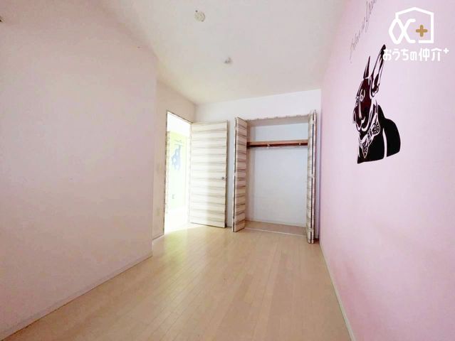 ���̑� �N���[�[�b�g�̂���m���ł��B�m���Ȃǂ����[�ł��܂��B