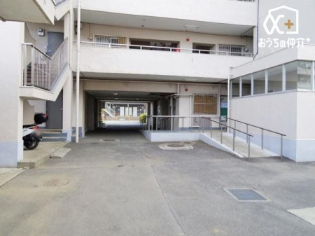 �G���g�����X �������̍s���͂����G���g�����X