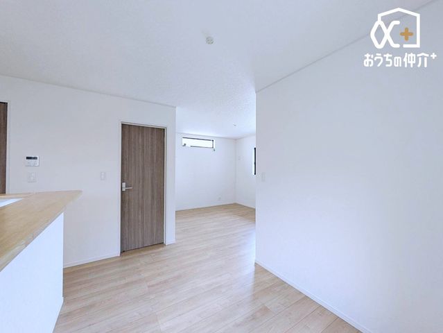 ���r���O �傫�ȑ�����L�����i�ƁA�L�X�Ƃ������r���O�Ŋ�����A�S�L���ȕ�炵�̎n�܂�B