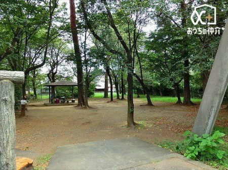 ���ӊ� ���R���� �k��10���B�����Ύ��]�ԕ��s�ғ������̂��߁A���]�Ԃł̃A�N�Z�X���ǍD�ł��B �����L��͗��t���̑����L��ł��B 790m