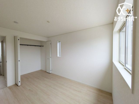�Q�� -