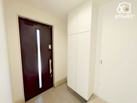 ���� �`�E�`Entrance�`�E�`�C�i����f�U�C�����������ւ́A�Z�ޕ��̖������𖞂����N�I���e�B�B�A��邲�Ƒ���A�K�������C�����悭�}����E���炬�ɖ�����������Ԃ�\�������Ă���܂��B