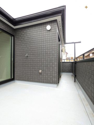 �o���R�j�[ �z������̗ǂ����C�h�o���R�j�[�ł��B2��������o����ł��܂��B