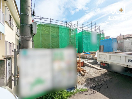 ���̑� �L�b�`������̓��r���O�S�̂����n����Ԏ��ł��B���q�l���V�ԗl�q�������Ȃ���̂�������_�C�j���O�e�[�u���Ŋw�K���邨�q�l�ɂ�����ƃA�h�o�C�X���ł���݌v�ł��B