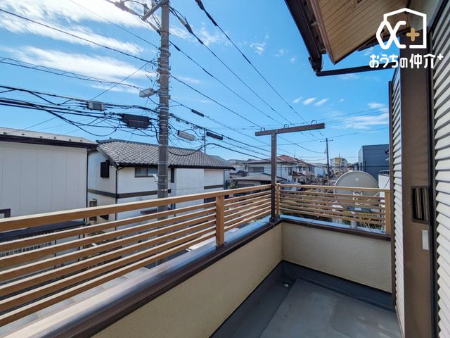 �o���R�j�[ -