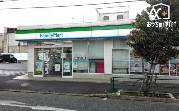 ���ӊ� �t�@�~���[�}�[�g�ےJ���ܒ��ړX �k��5���B 380m