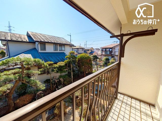 �o���R�j�[ -