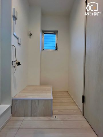 ���ʑ�E���ʏ� ����@�u��̗l�q�@�����̂�������X���[�Y�ɍs�������ł��ˁI���Ɏ��[�I�Ȃǂ�ݒu���āA���K�őf�G�ȋ�Ԃ������艺�����B