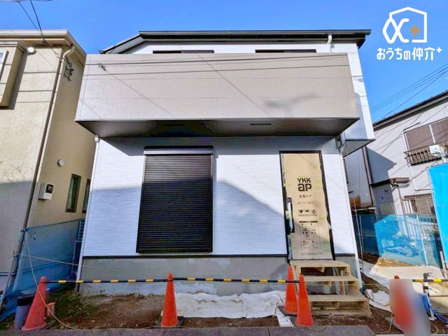 ���̑� �`House Layout�`2�K��4��������^�C�v��4LDK!�Ƒ��̐l���������Ă��Ή��ł���Ԏ��ł��B�L�b�`���ɂ̓J�b�v�{�[�h�t���Ŏ��[����������ŏo�܂��B