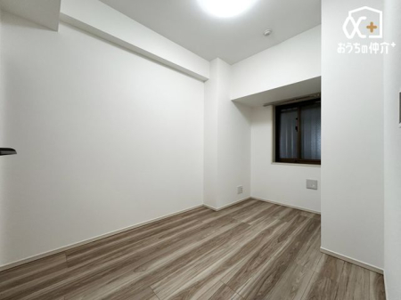 �q������ -