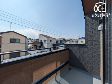 �o���R�j�[ -