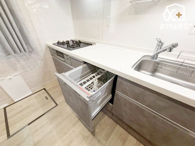 �L�b�`�� �r���g�C���H��@�t���V�X�e���L�b�`���B�ŐV�ݔ��Œ������Ԃ����K�ł��B