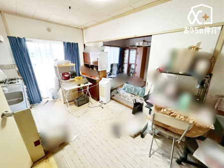 ���r���O -